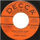 Johnny Wright - Sweet Snow Dear / What's Gonna Happen To Me