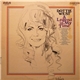 Dottie West - A Legend In My Time