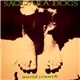 Saqqara Dogs - World Crunch